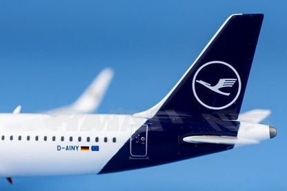 1:400 Phoenix Lufthansa AIRBUS A320neo Passenger Airplane Diecast Aircraft Model