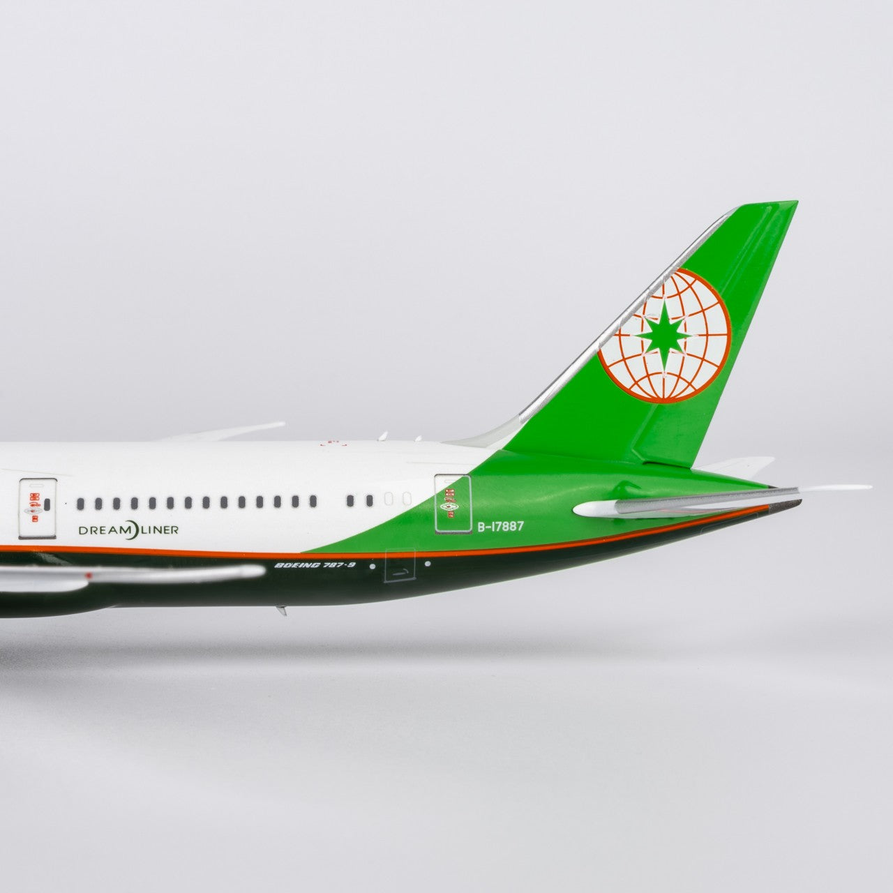 1:400 NGmodels EVA Air Boeing 787-9 Passenger Airplane Diecast Plane Model