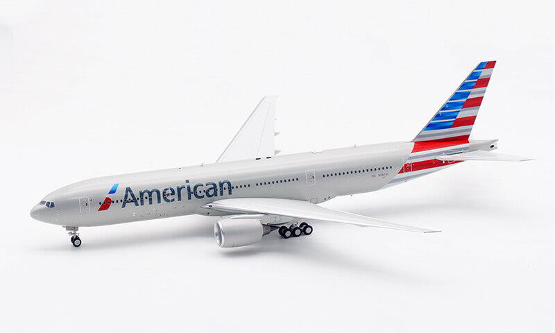 1:200 32CM InFlight American BOEING 777-200 Passenger Airplane Diecast Model