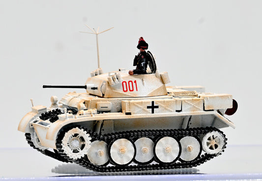 1/72 German Tank No. 2 Bobcat Reconnaissance Tank Winter Paint Model