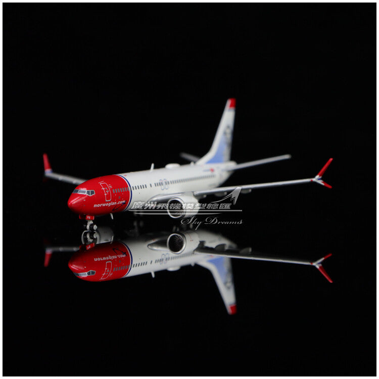 1:400 JC Wings Norwegian Air Shuttle BOEING 737 MAX 8 Airplane Diecast Model