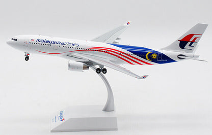 1:200 30CM JC Wings Malaysia Airlines AIRBUS A330-200 Airplane Diecast Model