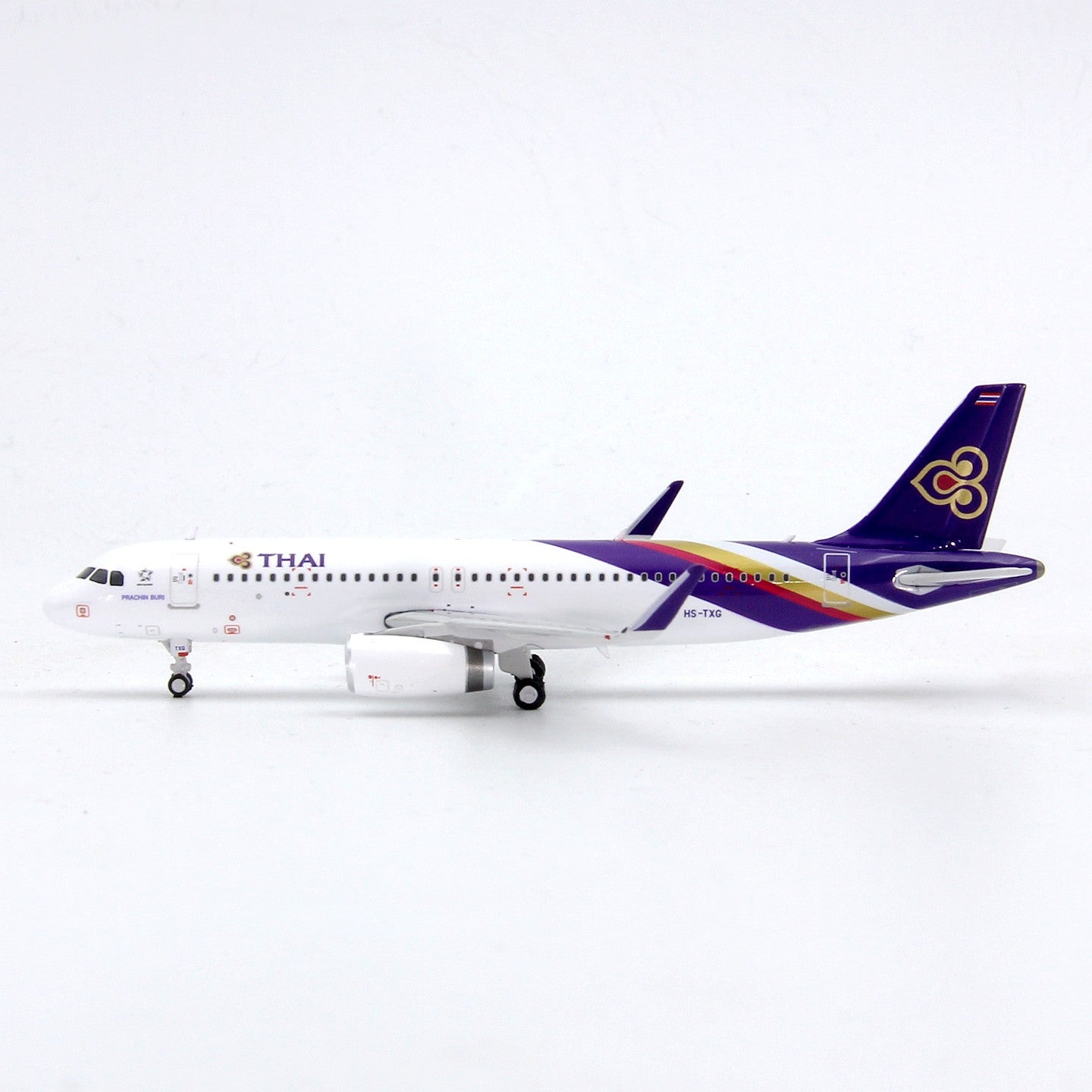 1:400 Phoenix Thai Airways Airbus A320 HS-TXG Airplane Diecast Aircraft Model