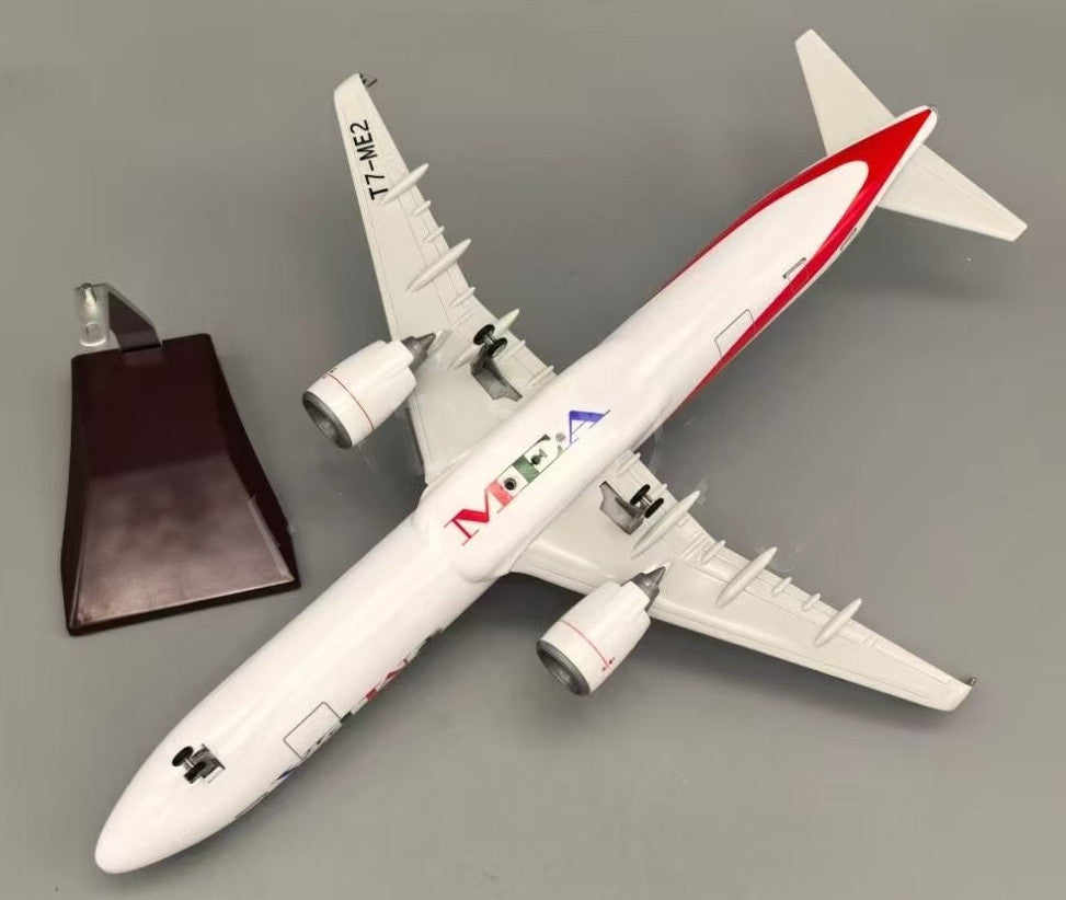 47CM 1:95 MEA AIRBUS A321NEO Passenger Airplane Landing Gear Resin Plane Model