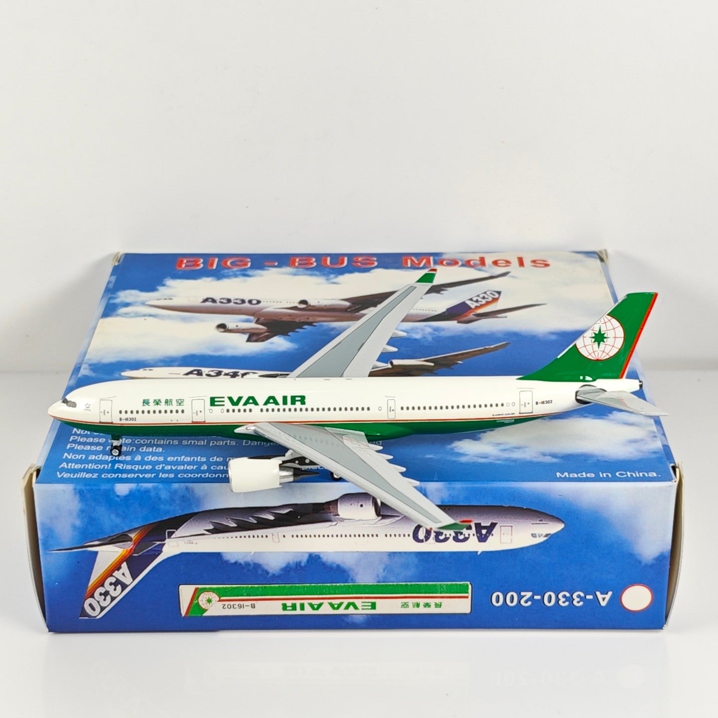 1:400 Aeroclassics EVA AIR A330-200 Passenger Airplane Diecast Plane Model