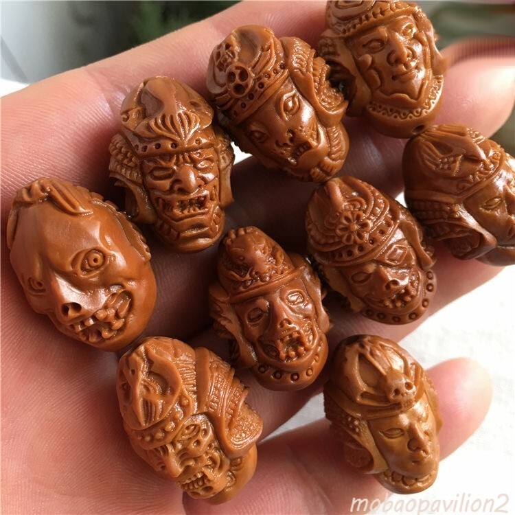 Nut Carved Bracelet Devil Soldier Head Statue Bead Chain Collection
