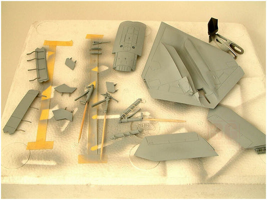 Orange Hobby A72003 1/72 scale U S Navy X-47B Resin model kit 2019