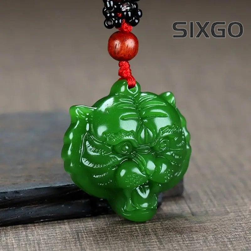 Natural Chinese Jade Green Hand Carved Tiger Head Pendant Boutique Jewelry