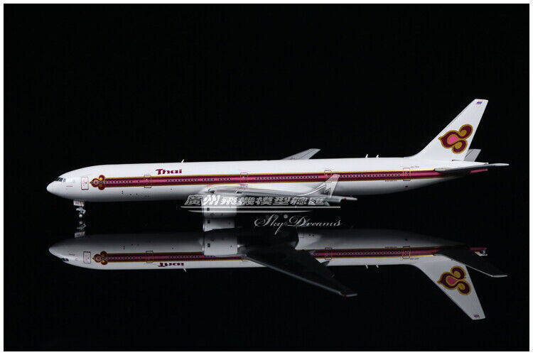 1:400 JC Wings Thai BOEING 777-300 Passenger Airplane Flap Down Diecast Model