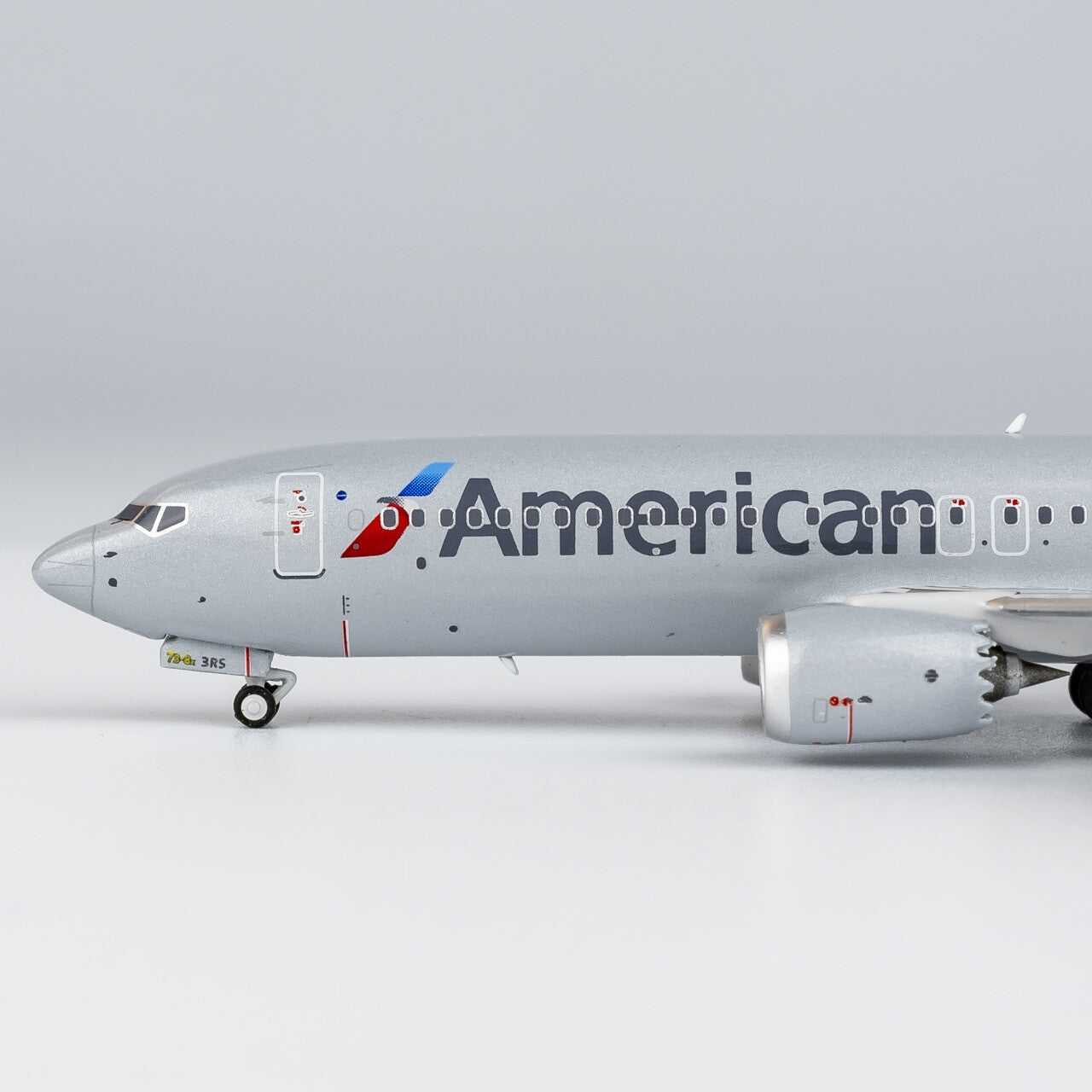 1:400 NG Model American Airlines B737 MAX 8 Airplane Diecast Aircraft Model