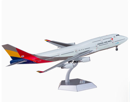 1:200 35CM SQ Wings ASIANA AIRLINES BOEING 747-400 Airplane Diecast Plane Model