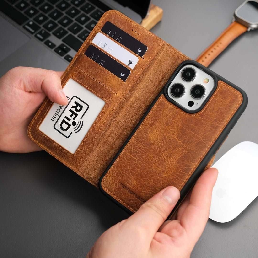 Casper iPhone 16 Pro Leather Wallet Case MagSafe