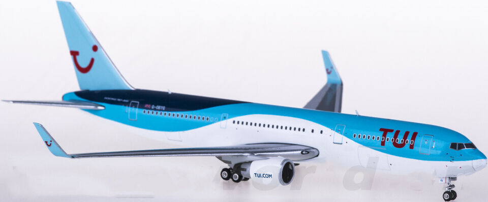 1:400 Phoenix TUI BOEING 767-300ER Passenger Airplane Diecast Aircraft Model