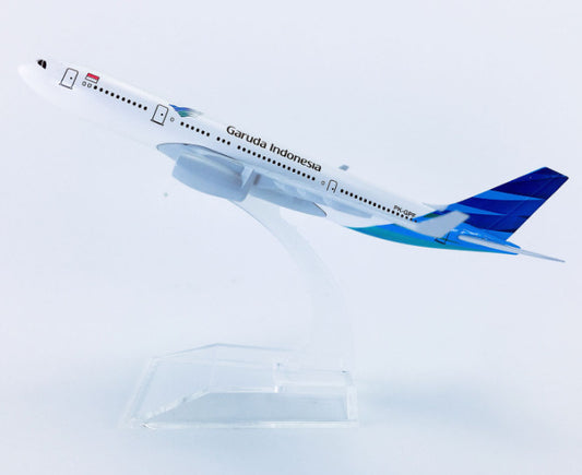 16cm Garuda Indonesia AIRBUS A330 Passenger Airplane Diecast Aircraft Model