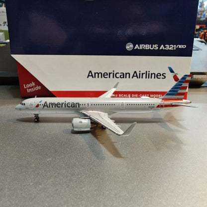 1:400 GeminiJets American Airlines Airbus A321neo N413AN Diecast Aircraft Model