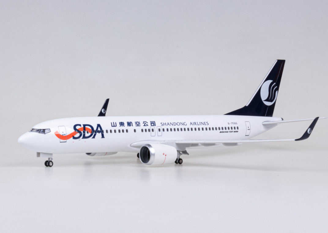 47CM 1:85 SHANDONG AIRLINES BOEING 737-800 Airplane Landing gear Resin Model