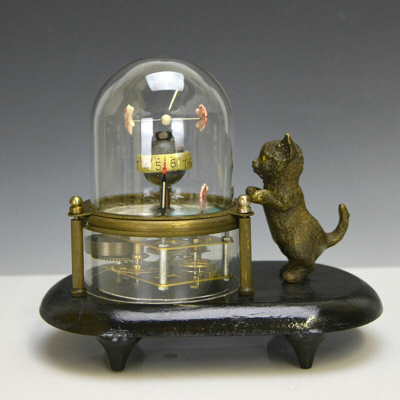 Cat Catching Fish Clock Table Clock Retro Craft Lucky Feng Shui Ornaments