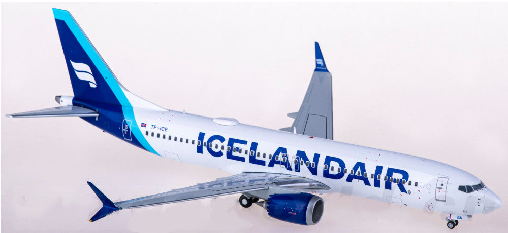 1:200 Geminijets Icelandair B737 MAX 8 TF-ICE Passenger Airplane Diecast Model