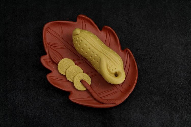 Handmade Tea Pet Wealth Bring Good Luck Peanut Coin Carved Leaf Design On Sales