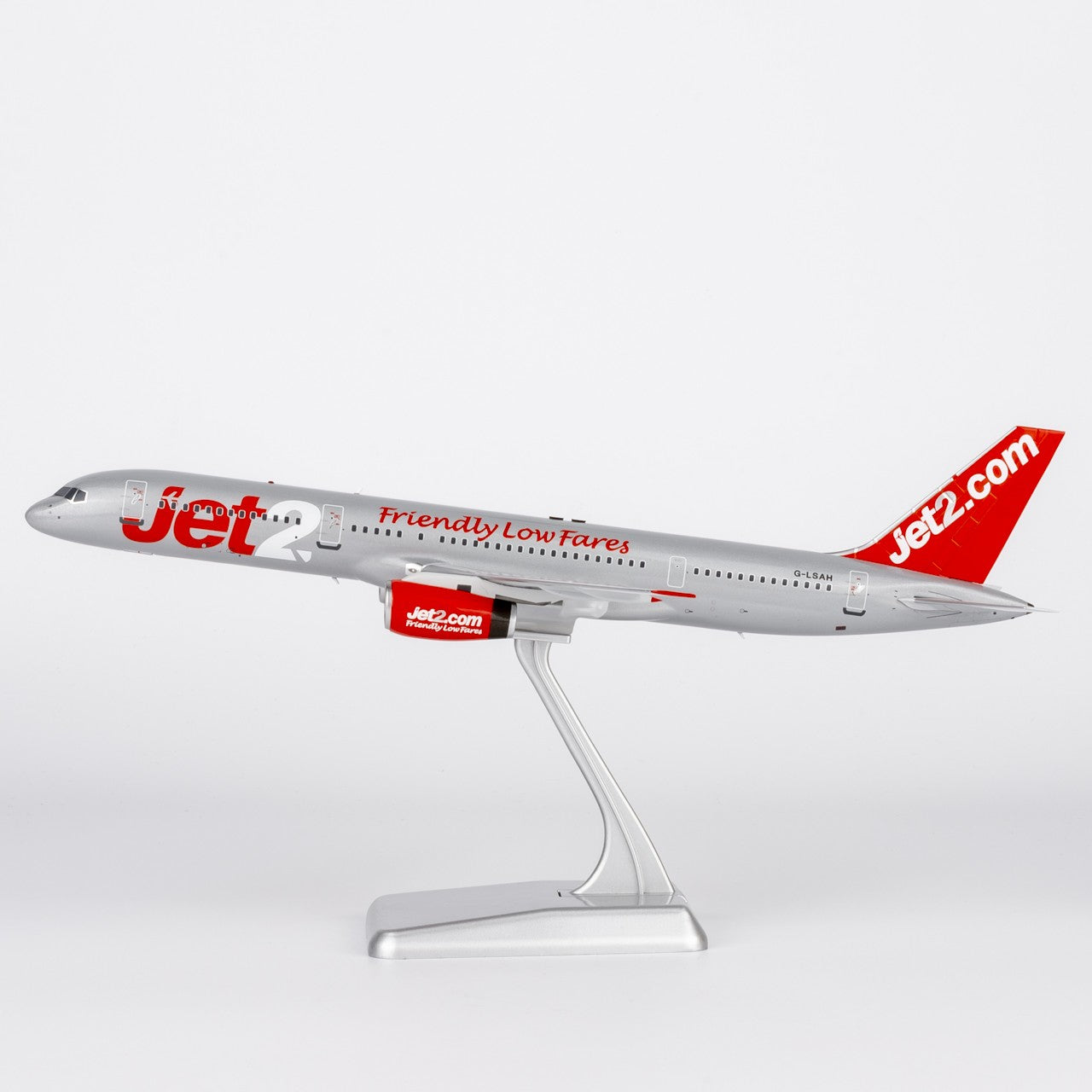 1:200 NGmodels Jet2 Boeing757-200 G-LSAH Passenger Airplane Diecast Plane Model