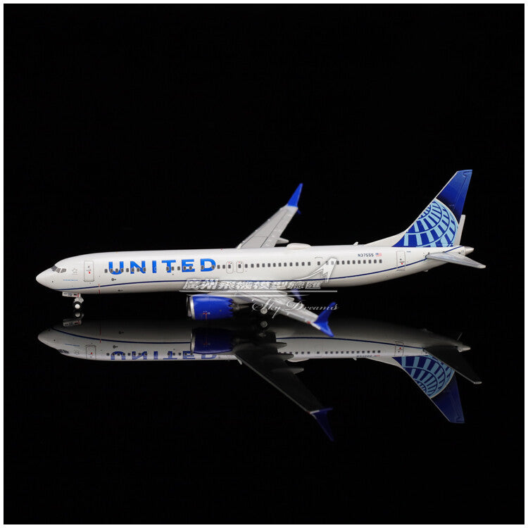 1:400 GeminiJets UNITED BOEING 737 MAX 9 Passenger Airplane Diecast Plane Model
