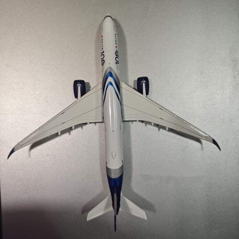 1:400 Geminijets Delta Air Lines A350-900 Passenger Airplane Diecast Model