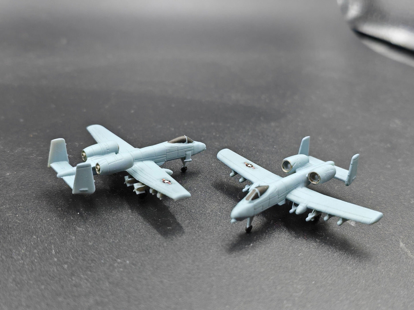 1/350 US A-10 Attack Plane model Hog Fighter Finished model (2 aircraft)