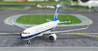1:400 PandaModel CHINA SOUTHERN A319neo B-32AU Passenger Airplane Diecast Model