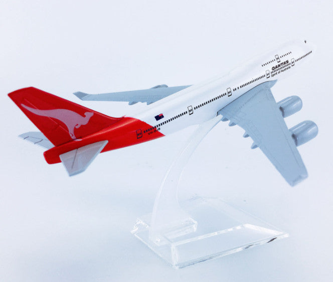 16cm Qantas Boeing 747-400 Passenger Aeroplane Diecast Plane Aircraft Model