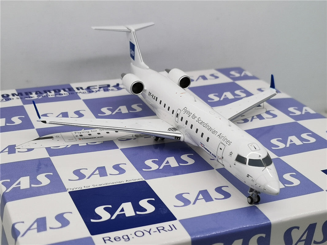 1:200 NG Model Flying for Scandinavian Airlines CRJ-100LR Airplane Diecast Model