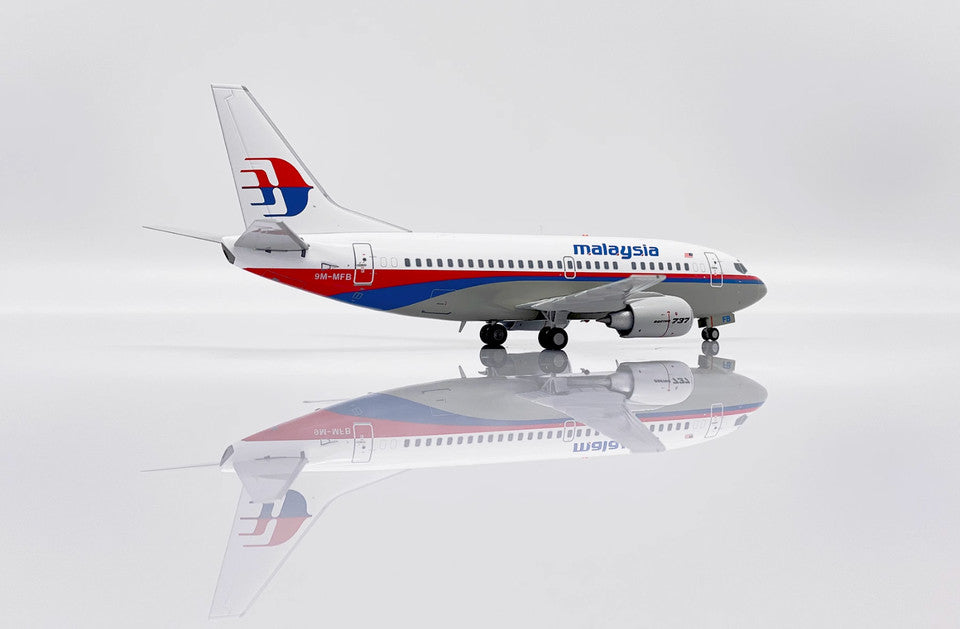 1:200 JC Wings Malaysia Airlines BOEING 737-500 Passenger Aircraft Diecast Model