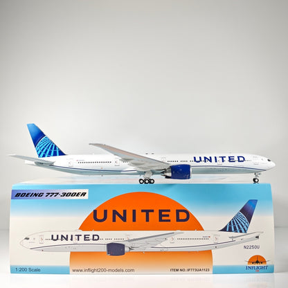 1:200 InFlight Singapore Airlines Boeing 777-300ER Airplane Diecast Plane Model