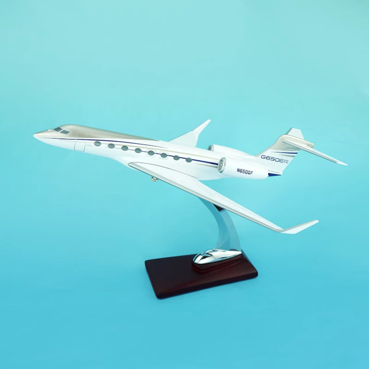 1:100 Gulfstream G650ER Private Jet Model Business Jet Gift Box 32cm/13inches