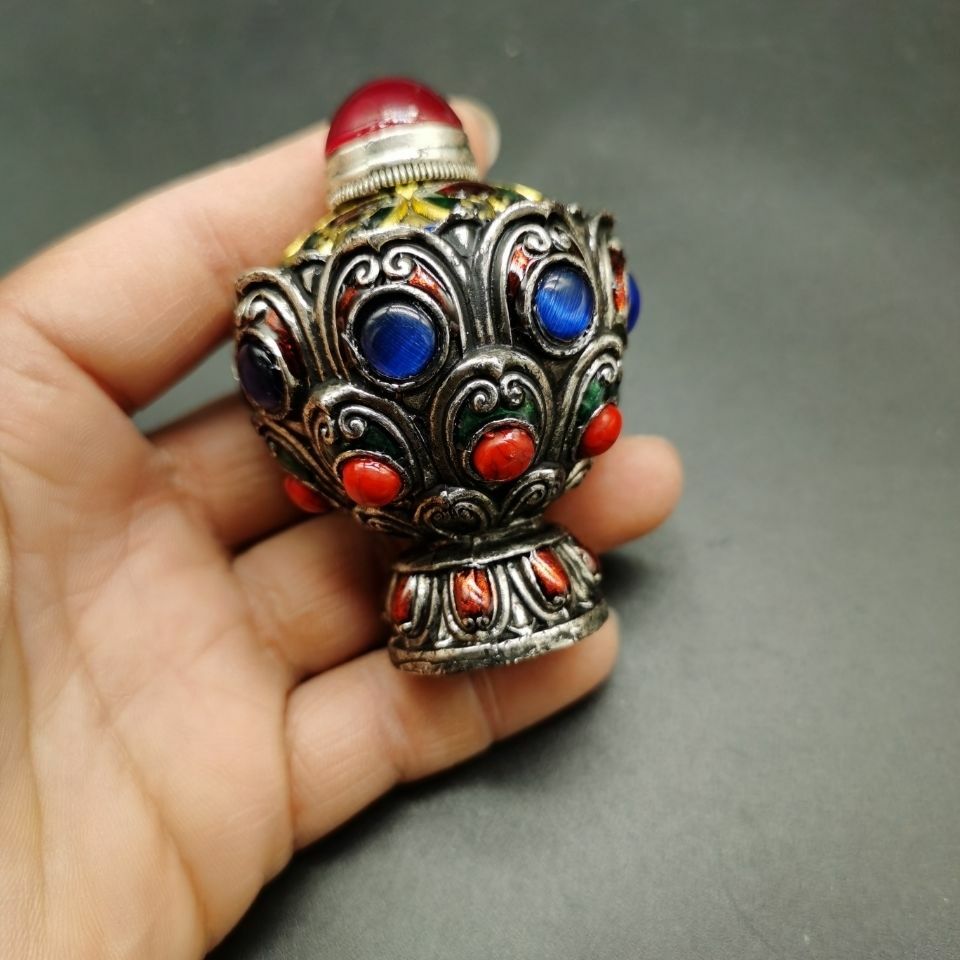 Pure Copper Bottle with Gemstones on Both Sides of The Bottle