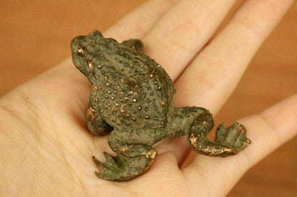 Old Bronze Hand Casting Fortune Frog Statue Netsuke Jin Chan Tea Pet Tray Deco