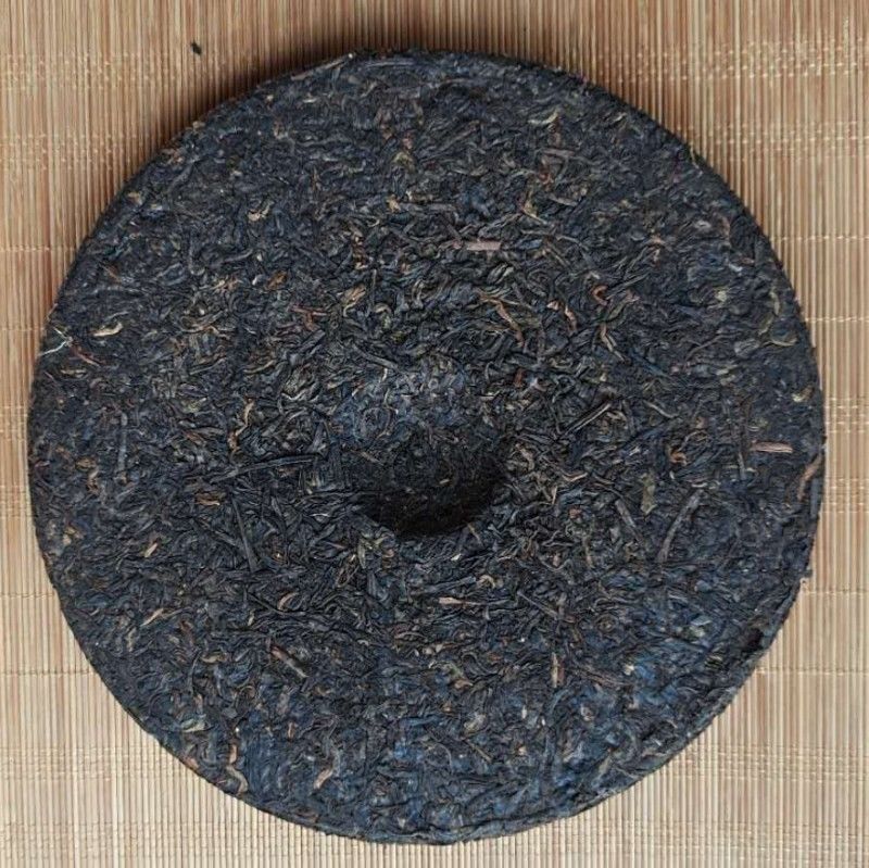 Liu Pao Tea Cake Guangxi Wuzhou Specialty Ancient Tree Liu Bao Dark Tea 500g