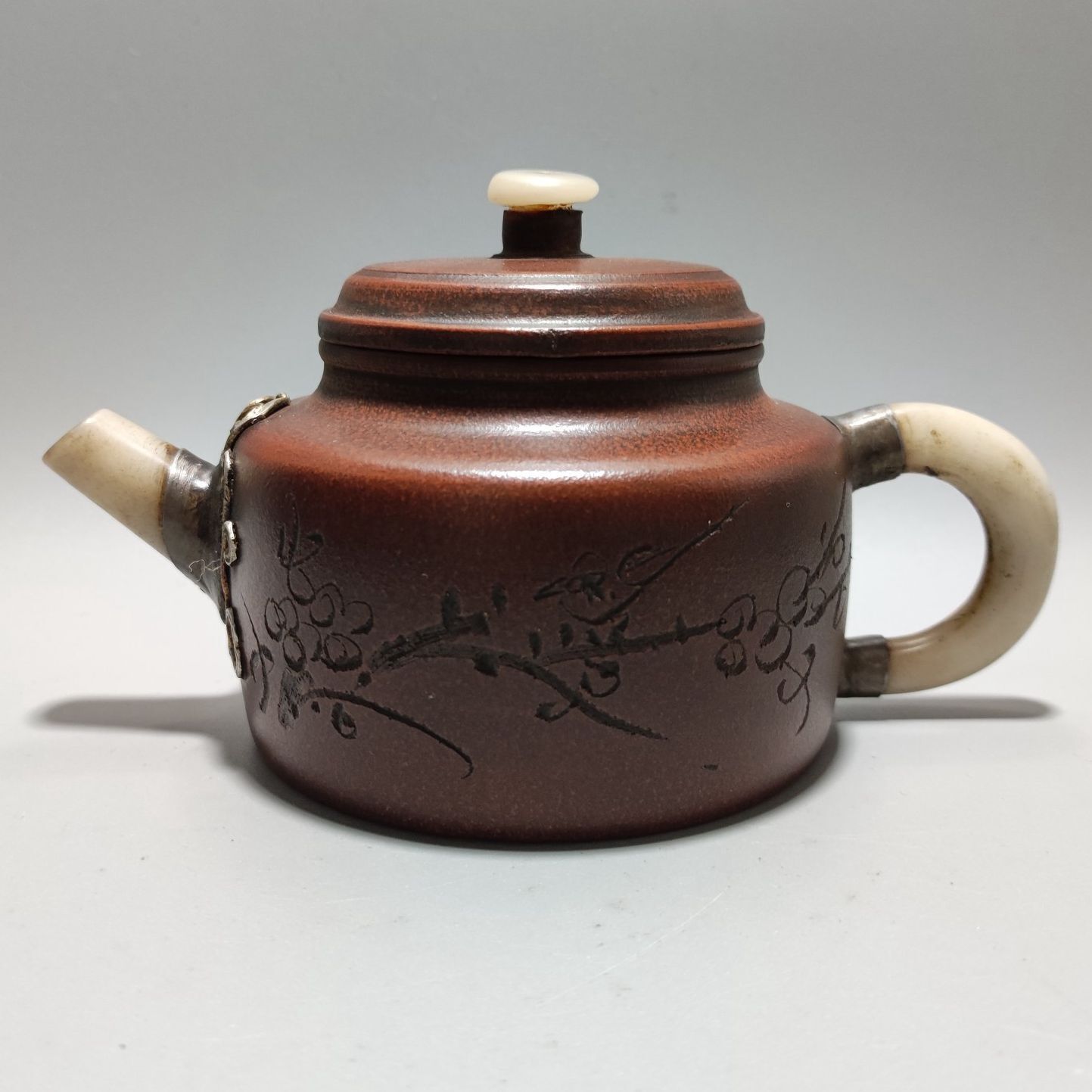 Vintage Chinese Yixing Purple Clay Teapot Zisha Ceramic Plum Blossom Teaware Art