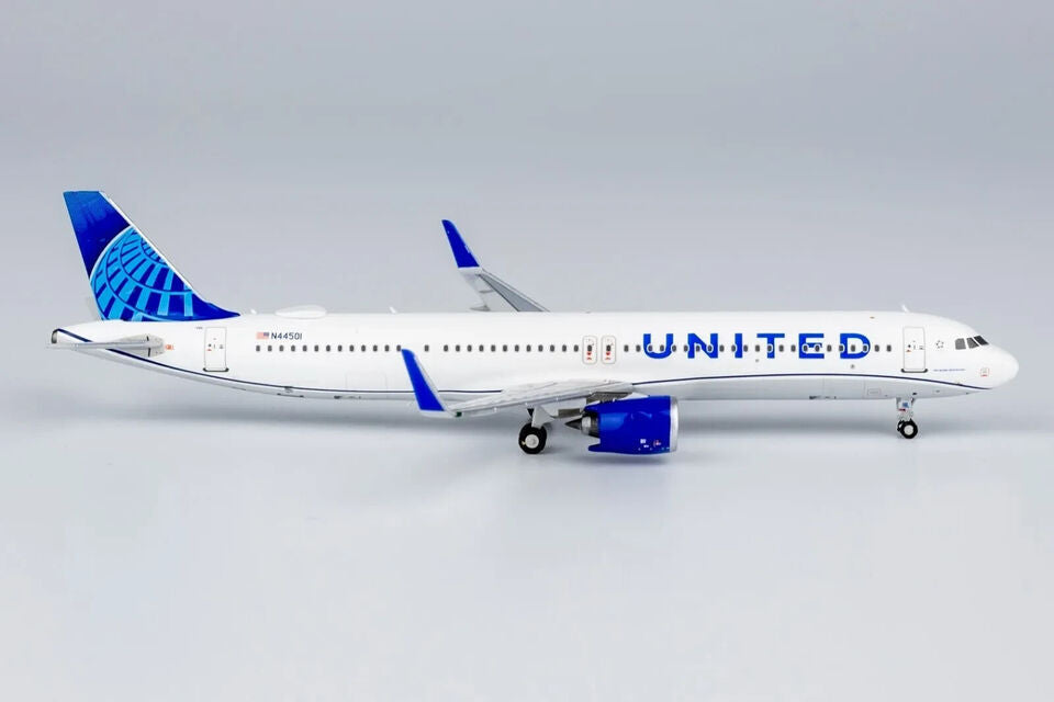 1:400 NG Model UNITED AIRBUS A321NEO Passenger Airplane Diecast Aircraft Model