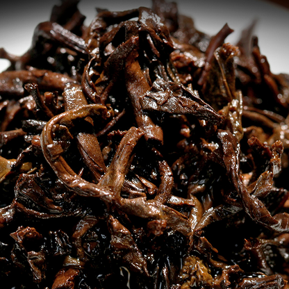 357g Yiku Xigui First Spring Ancient Large Leaf Seeds Aged Pu'er Ripe Cake Tea