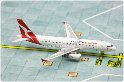 1:400 Phoenix QANTASLINK AIRBUS A320 Passenger Airplane Diecast Aircraft Model