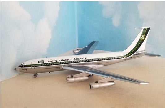 1:200 AeroClassics Saudia Boeing 720B HZ-ACB AC211407 Airplane Diecast Model