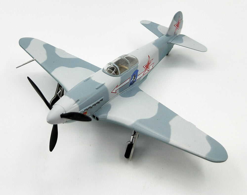 WWII Yak-3 303 Fighter AVIATION DIVISION 1945 1/72 aircraft plane Easy model