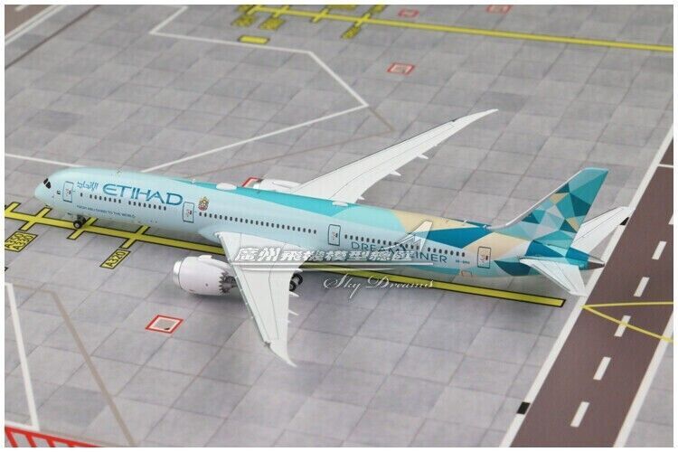 1:400 JC Wings ETIHAD DREAM LINER BOEING 787-10 Passenger Airplane Diecast Model