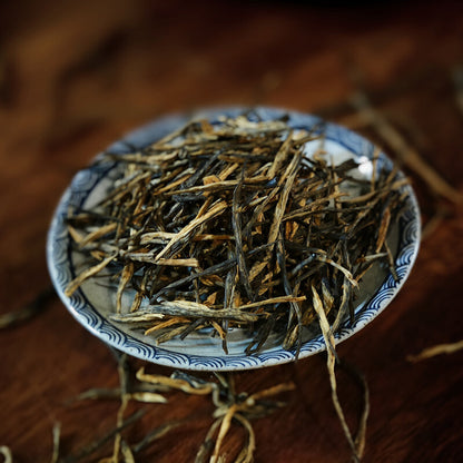 Yunnan OldTree BlackTea Pine Needle Yunnan Black Tea Golden Sprout Golden Needle