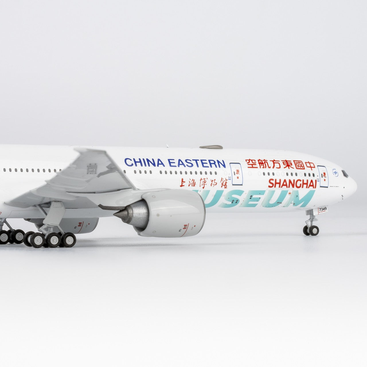 1:400 NGmodels China Eastern B777-300ER Passenger Airplane Diecast Plane Model