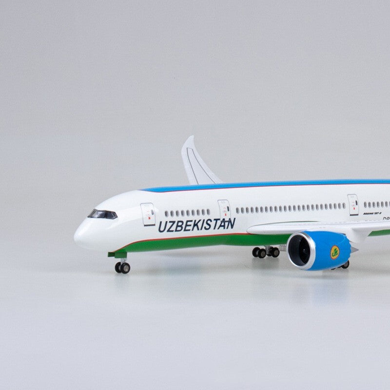 1:130 43CM UZBEKISTAN BOEING 787 Passenger Airplane Landing Gear Resin Model