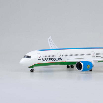 1:130 43CM UZBEKISTAN BOEING 787 Passenger Airplane Landing Gear Resin Model
