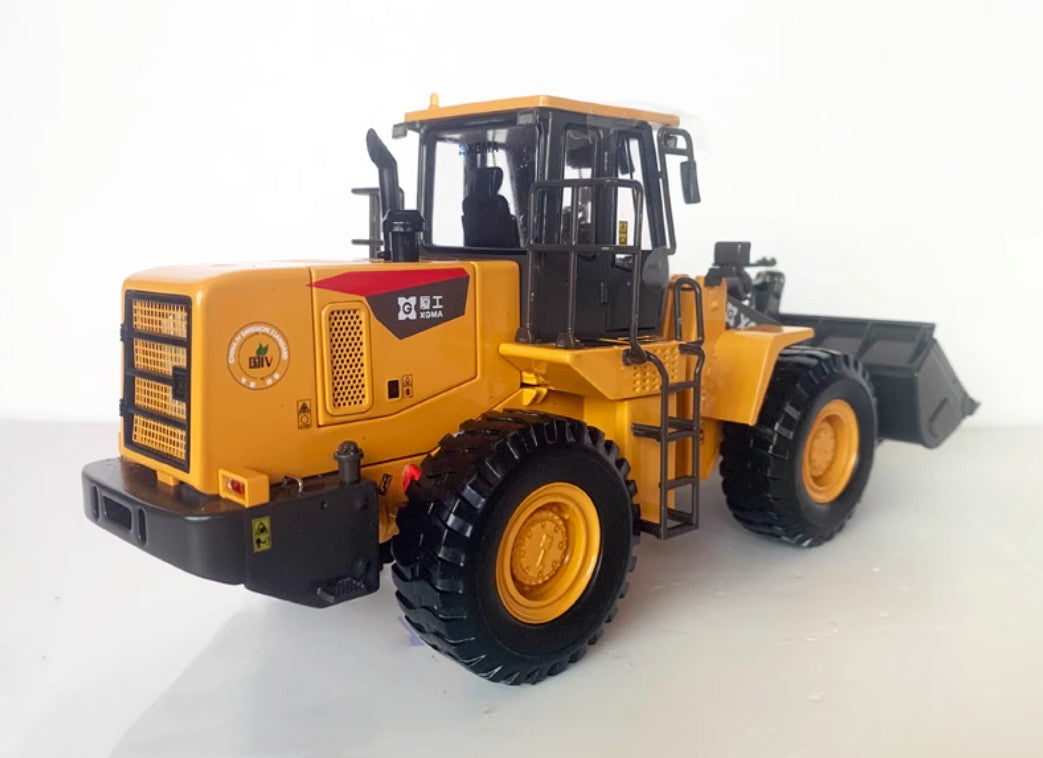 1:35 24CM XGMA CHINA IV EMISSION STANDARD Loader Construct Machine Diecast Model