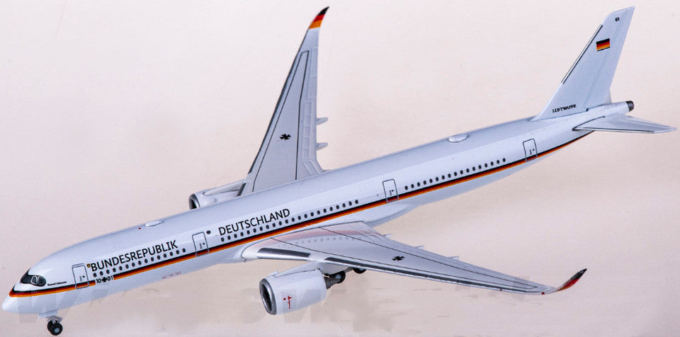 1:500 Herpa Luftwaffe AIRBUS A350-900 Passenger Airplane Diecast Aircraft Model