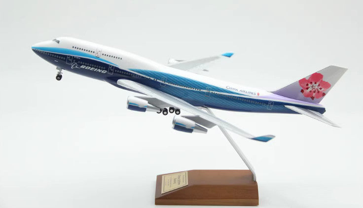 35CM 1:200 Risesoon China Airlines BOEING 747-400 Aircraft ABS Plastic Model